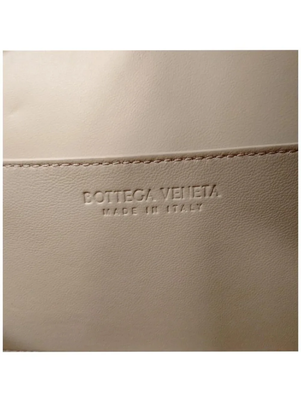 Authentic Bottega Veneta Ivory Leather Shoulder Bag